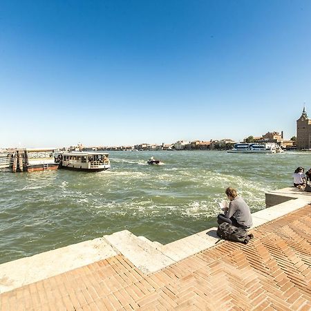 Lovely Venetian Apartment Exterior foto